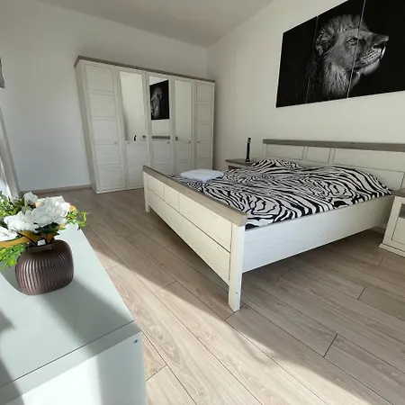 דירה просторная двухкомнатная с отдельными комнатами в центре аркадии! *