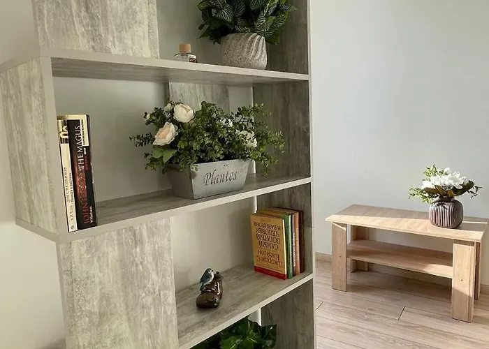 Appartement просторная двухкомнатная с отдельными комнатами в центре аркадии!