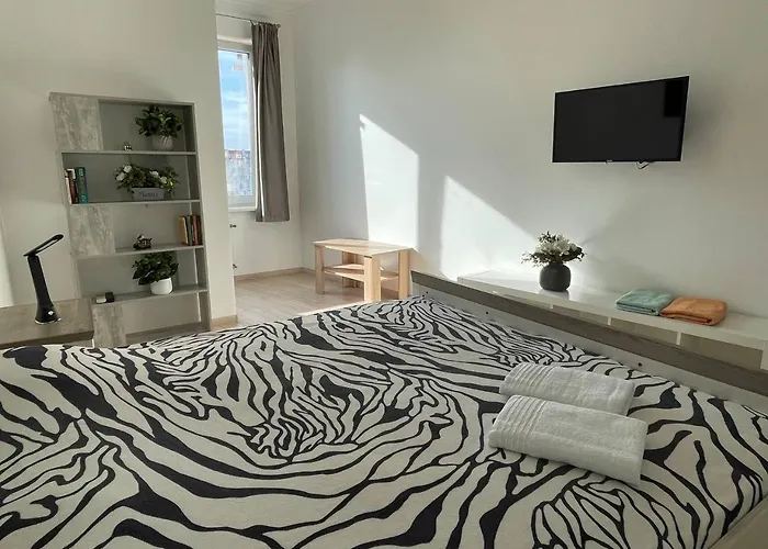 просторная двухкомнатная с отдельными комнатами в центре аркадии! Appartement *